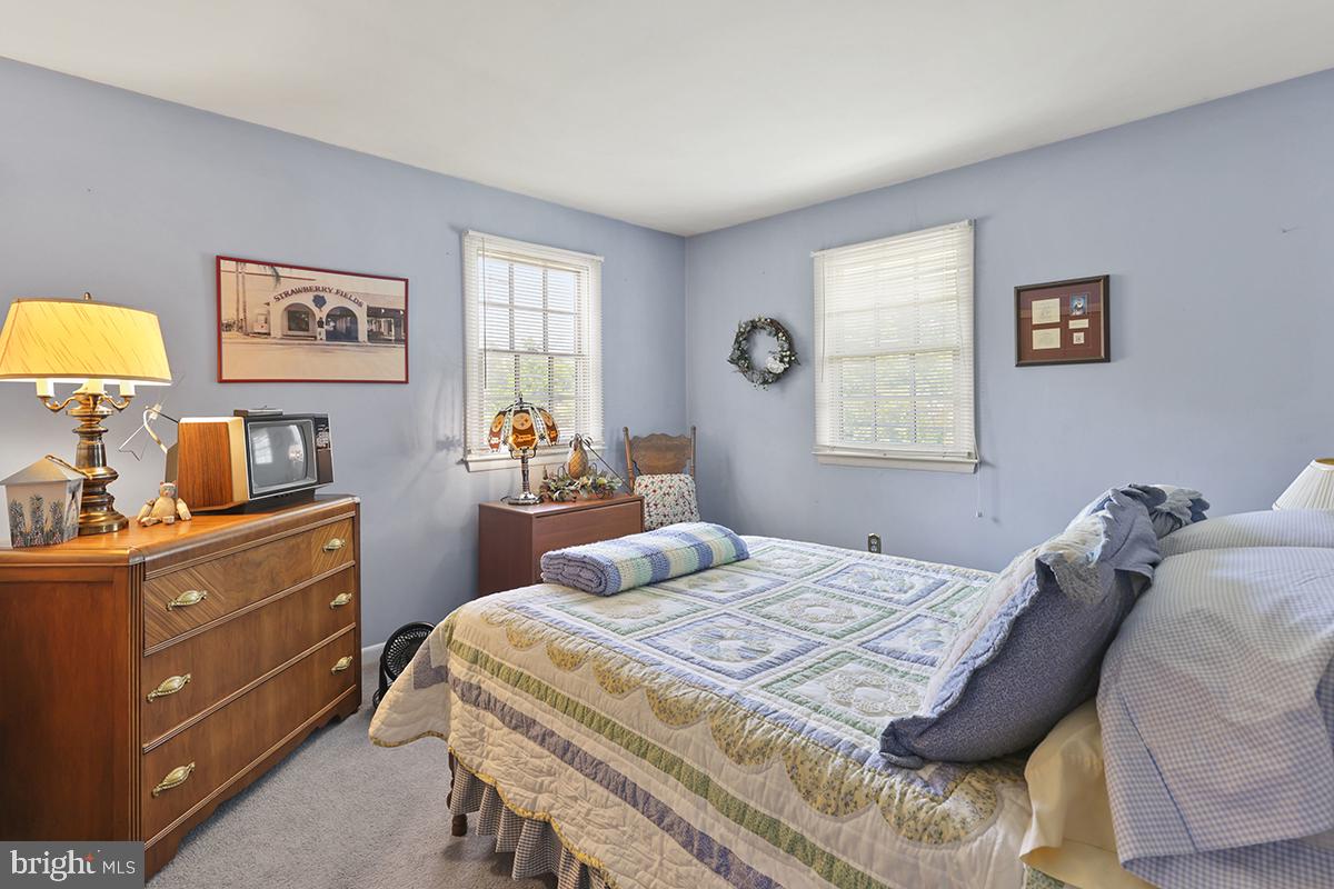 1314 Cape St Claire Road Annapolis, MD 21409 - Photo 31 of 60 2nd bedroom