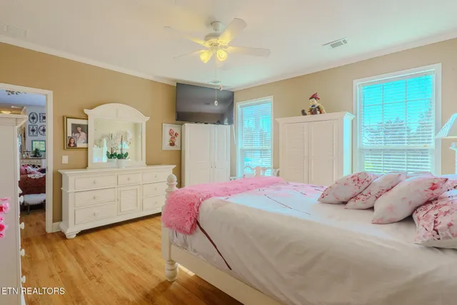 $724,900 | 289 Carr Gap Road, Speedwell, TN 37870