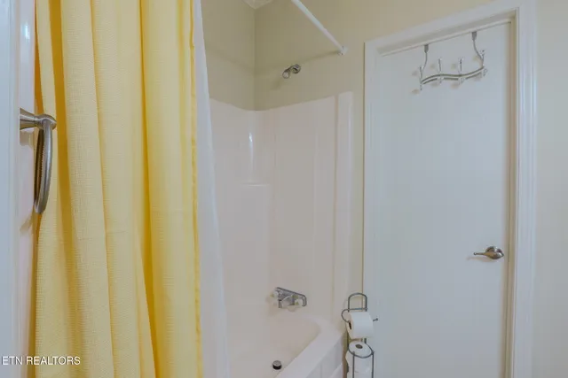 $724,900 | 289 Carr Gap Road, Speedwell, TN 37870