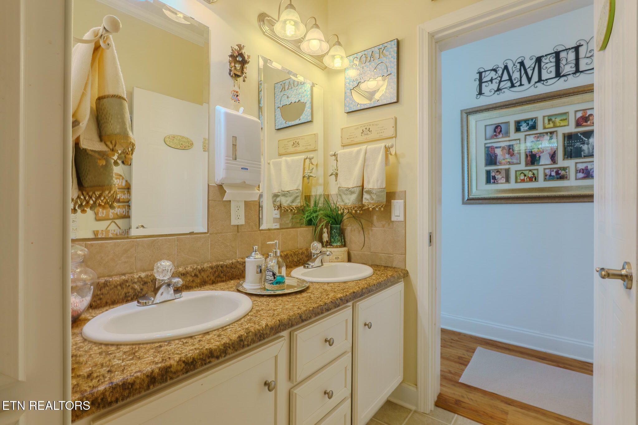 289 Carr Gap Road Speedwell, TN 37870 - Photo 29 of 45 29-web-or-mls-DSC06440-HDR