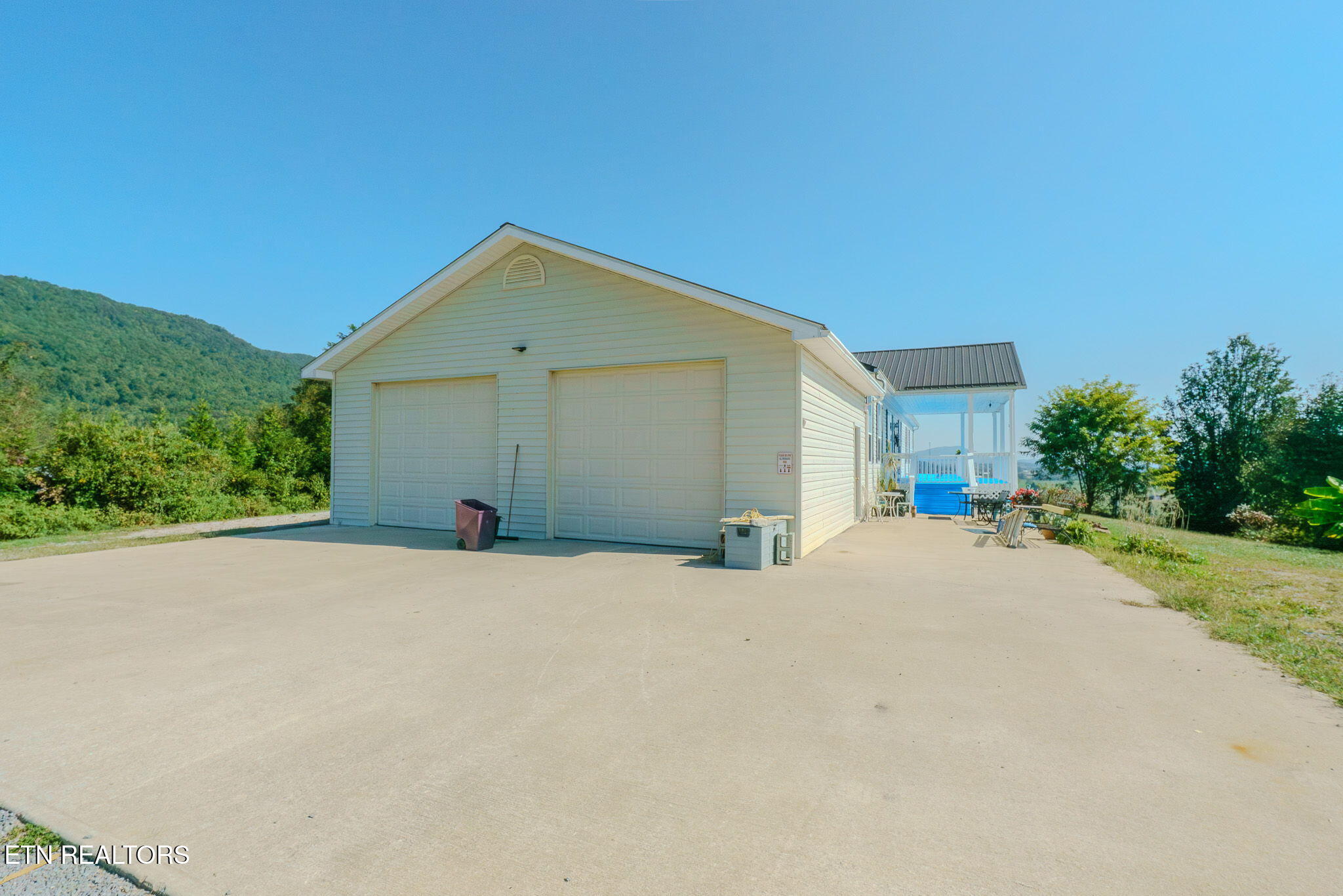 289 Carr Gap Road Speedwell, TN 37870 - Photo 36 of 45 40-web-or-mls-DSC06815-HDR