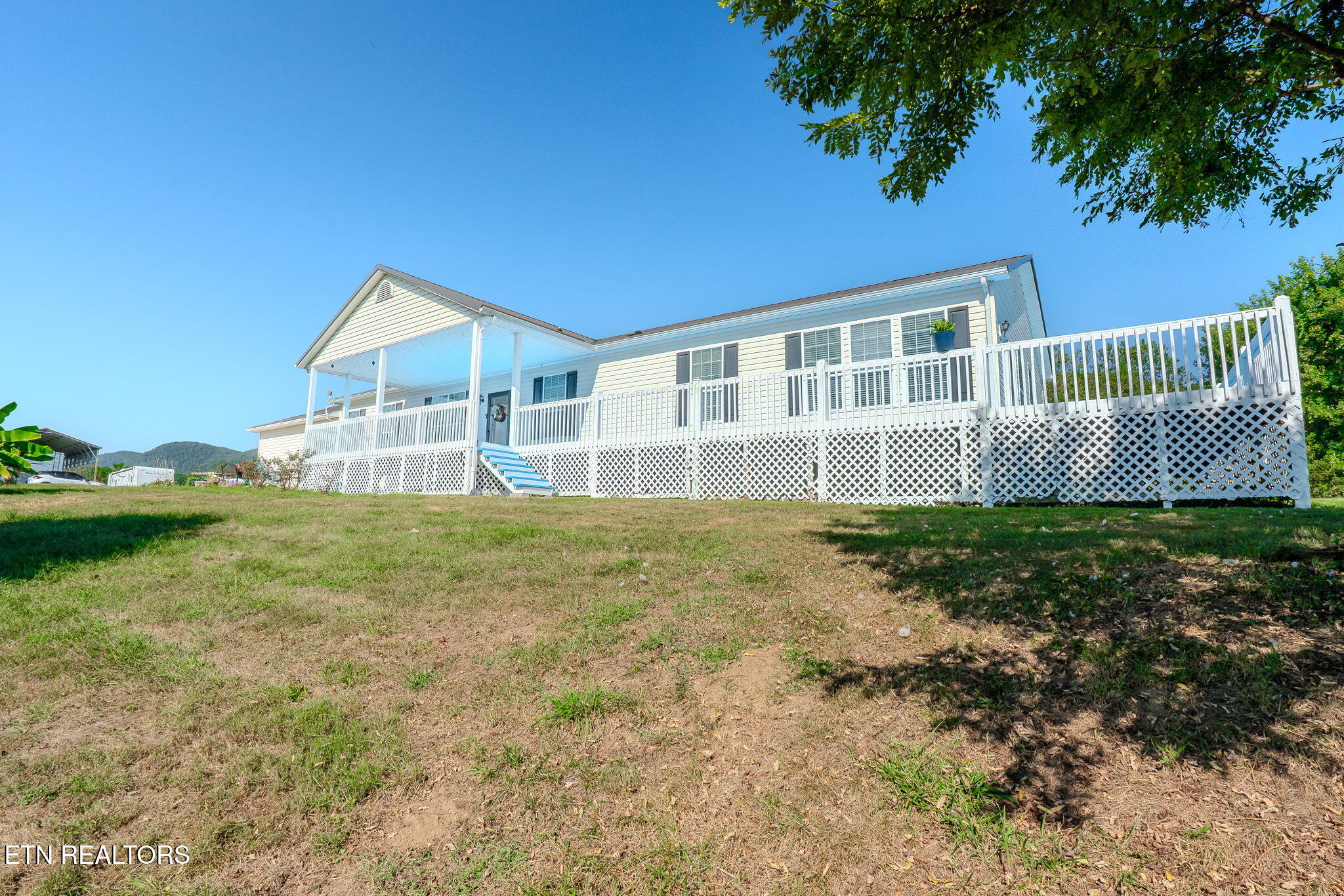 289 Carr Gap Road Speedwell, TN 37870 - Photo 38 of 45 39-web-or-mls-DSC06784-HDR