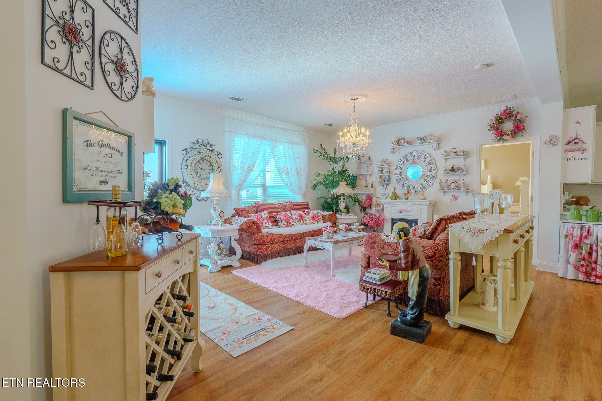 289 Carr Gap Road Speedwell, TN 37870 - Photo 4 of 45 1-web-or-mls-DSC05407-HDR