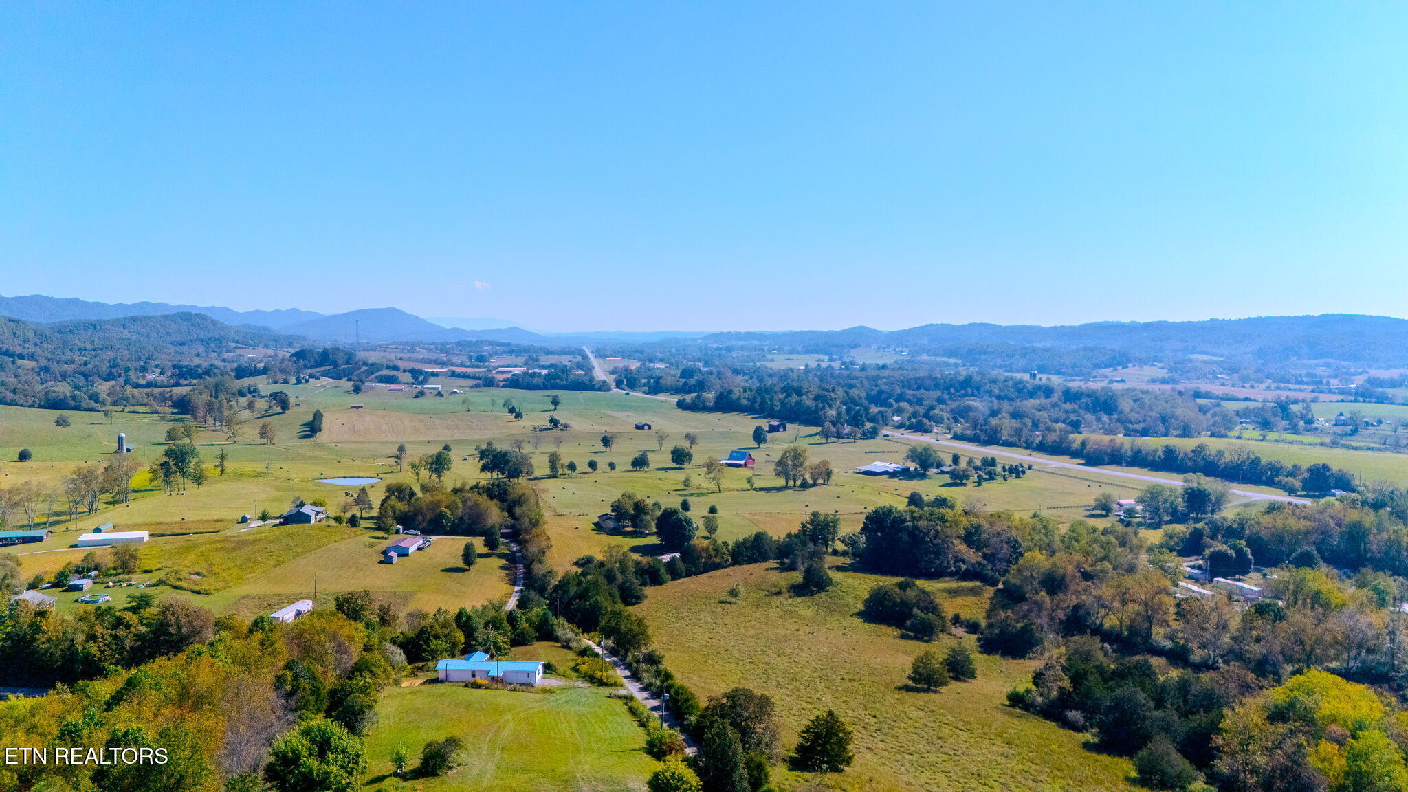 289 Carr Gap Road Speedwell, TN 37870 - Photo 44 of 45 42-web-or-mls-DJI_20250919111149_0231_D