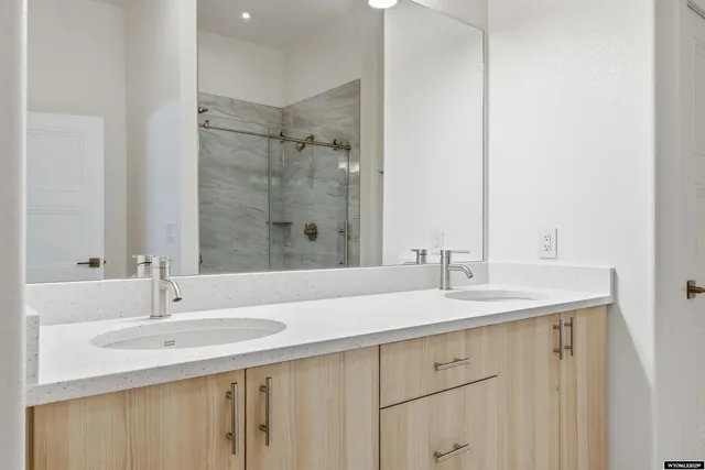 $635,000 | 2962 Palmer Drive, Casper, WY 82601