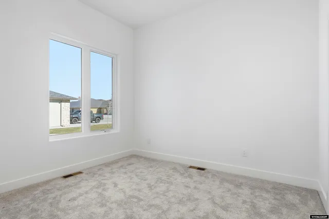 $635,000 | 2962 Palmer Drive, Casper, WY 82601