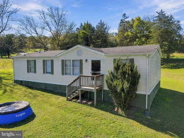 $900,000 | Undisclosed Address, Amissville, VA 20106