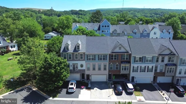 $649,999 | 1403 Occoquan Heights Court, Occoquan, VA 22125