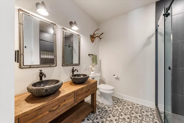 $1,450,000 | 1082 Seanma Wynd, Port Washington, WI 53074