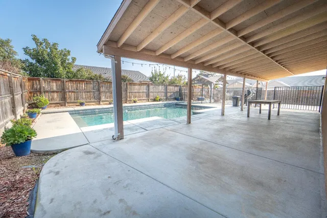 $465,000 | 900 Heather Avenue, Dinuba, CA 93618