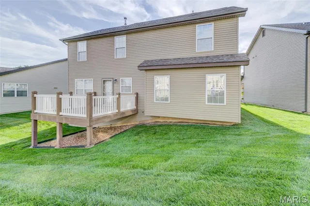 $375,000 | 404 Kaliedoscope Lane, St. Peters, MO 63376