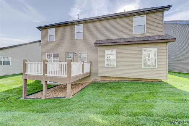 $375,000 | 404 Kaliedoscope Lane, St. Peters, MO 63376