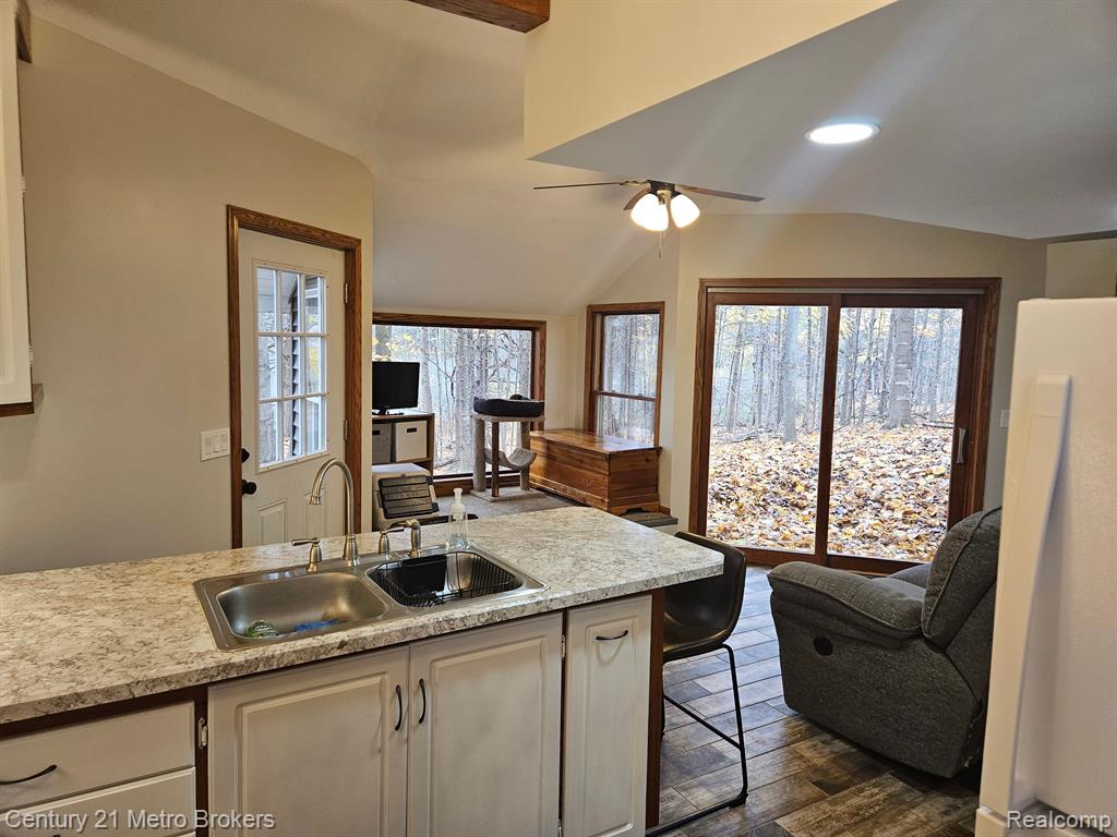 4153 North Lake Road Columbiaville, MI 48421 - Photo 7 of 61 Gallery Image 7