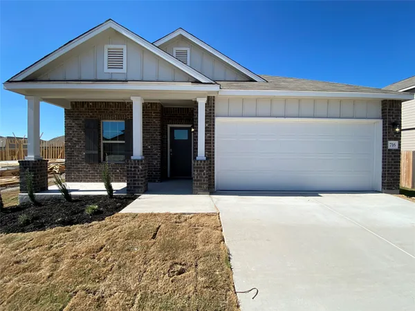 $1,900 | 716 Red Barn Bend, New Braunfels, TX 78130