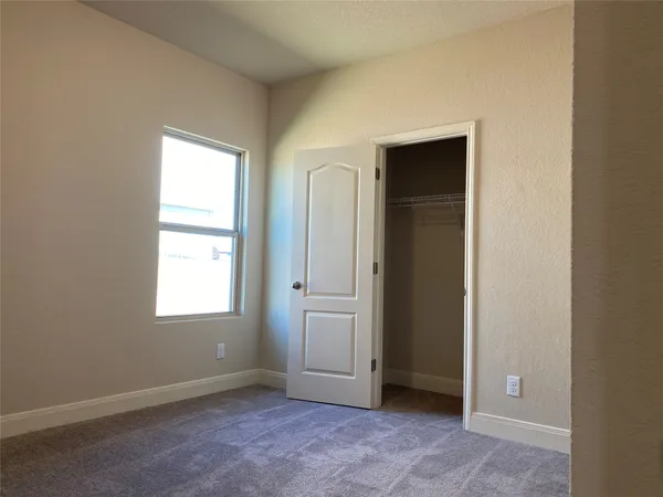 $1,900 | 716 Red Barn Bend, New Braunfels, TX 78130