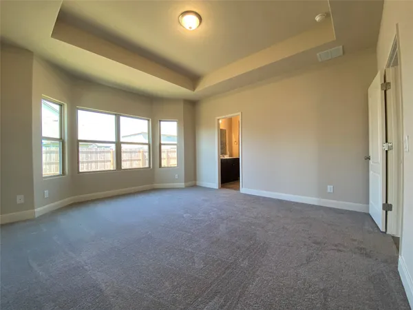 $1,900 | 716 Red Barn Bend, New Braunfels, TX 78130