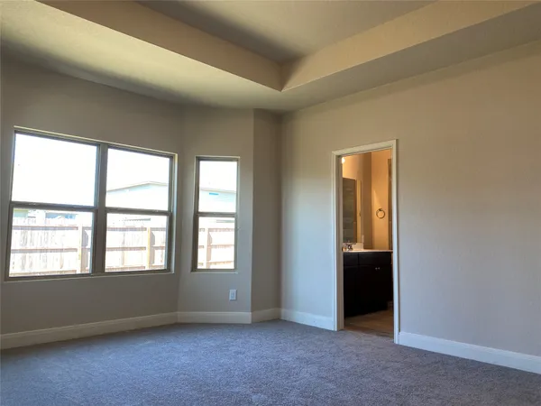 $1,900 | 716 Red Barn Bend, New Braunfels, TX 78130