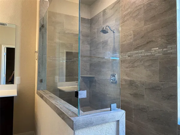 $1,900 | 716 Red Barn Bend, New Braunfels, TX 78130