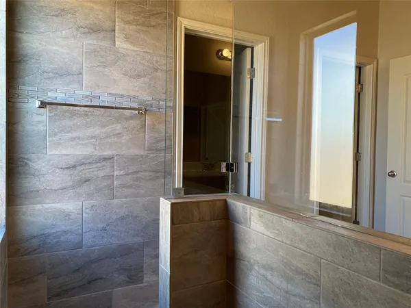 $1,900 | 716 Red Barn Bend, New Braunfels, TX 78130