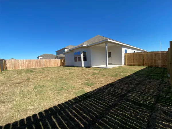 $1,900 | 716 Red Barn Bend, New Braunfels, TX 78130