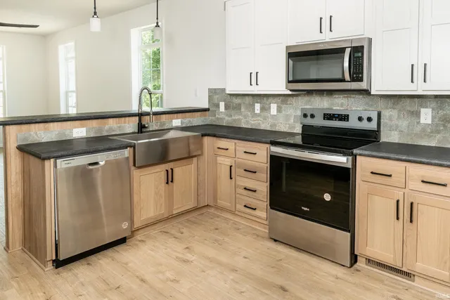 $309,900 | 2517 South Banta Avenue, Bloomington, IN 47403