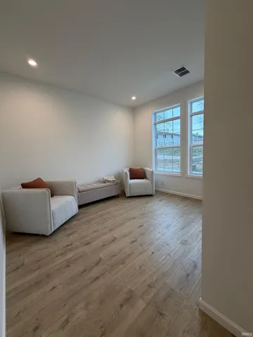 $309,900 | 2517 South Banta Avenue, Bloomington, IN 47403