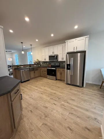 $309,900 | 2517 South Banta Avenue, Bloomington, IN 47403