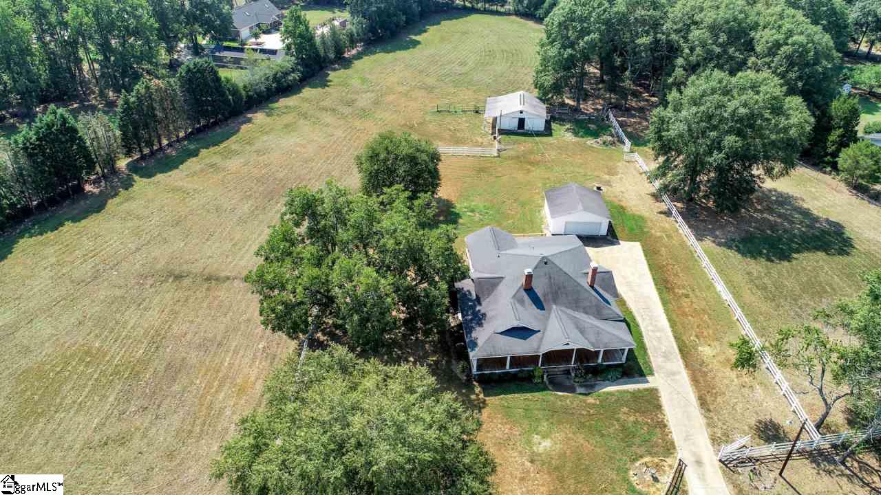 509 Jenkins Bridge Road Simpsonville, SC 29680 - Photo 3 of 36