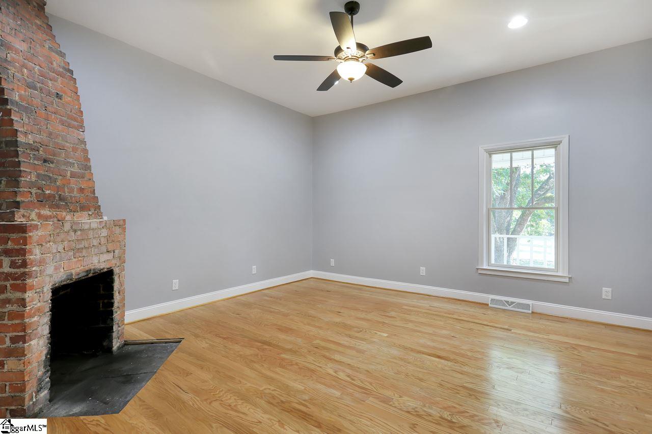 509 Jenkins Bridge Road Simpsonville, SC 29680 - Photo 24 of 36