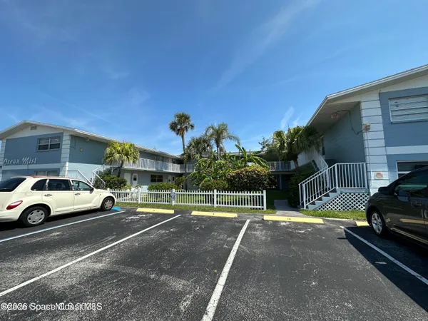 $1,200 | 302 Lincoln Avenue, Unit 9, Cape Canaveral, FL 32920