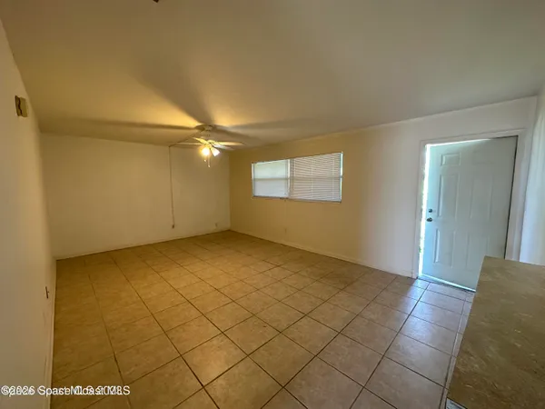 $1,200 | 302 Lincoln Avenue, Unit 9, Cape Canaveral, FL 32920