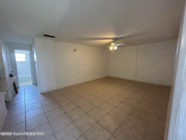 $1,200 | 302 Lincoln Avenue, Unit 9, Cape Canaveral, FL 32920