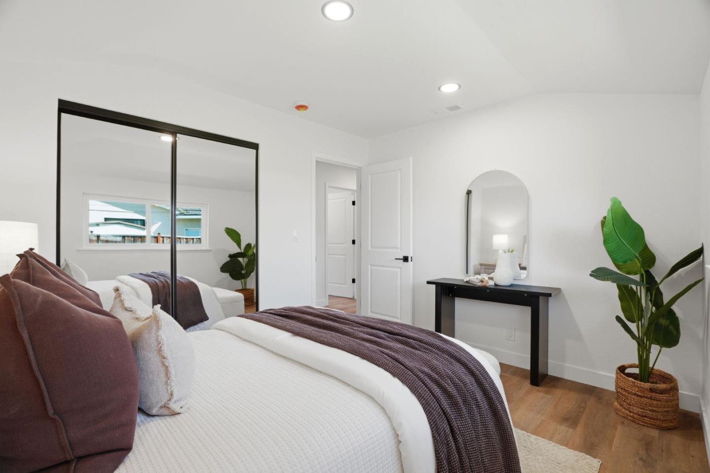 93 Ridgeview Avenue San Jose, CA 95127 - Photo 35 of 60
