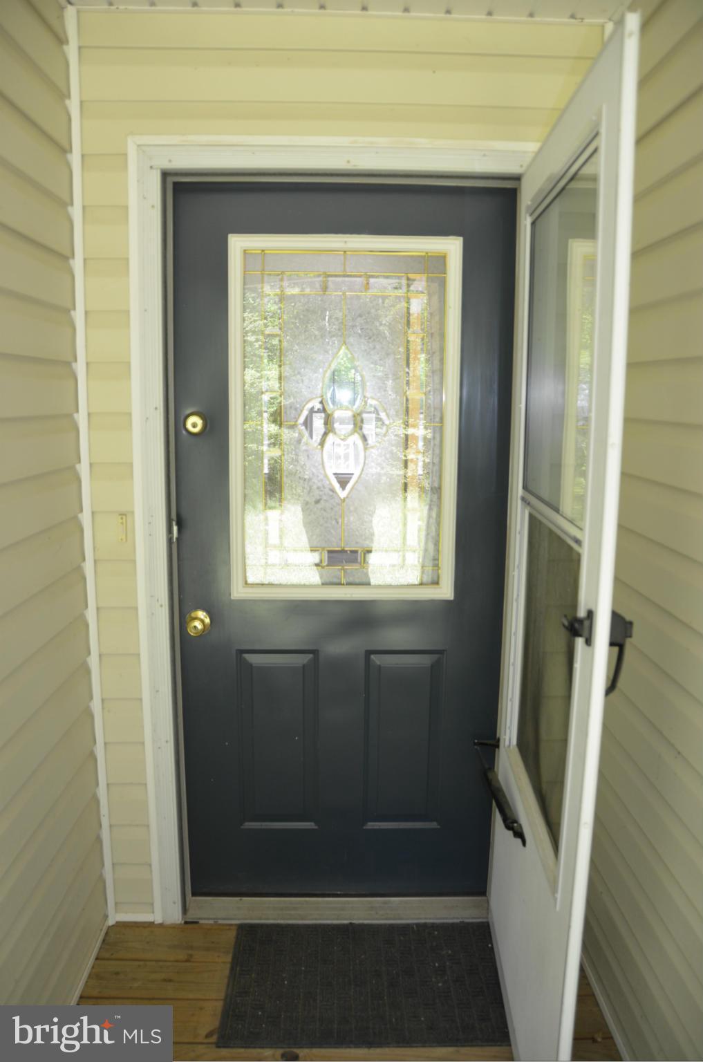 24364 Eleys Ford Road Lignum, VA 22726 - Photo 6 of 15 Inviting Front Door with leaded Glass