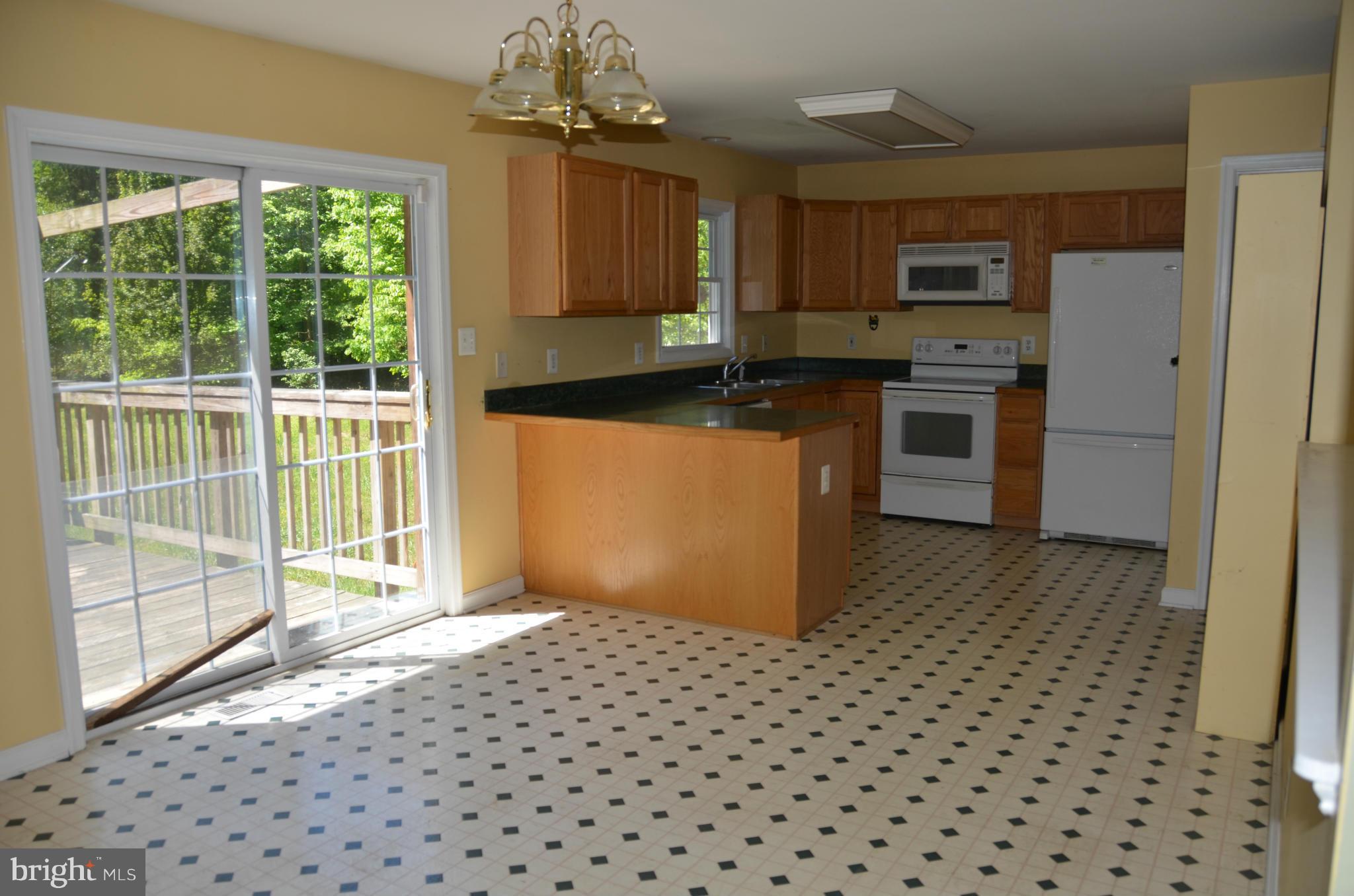 24364 Eleys Ford Road Lignum, VA 22726 - Photo 8 of 15 Open Kitchen