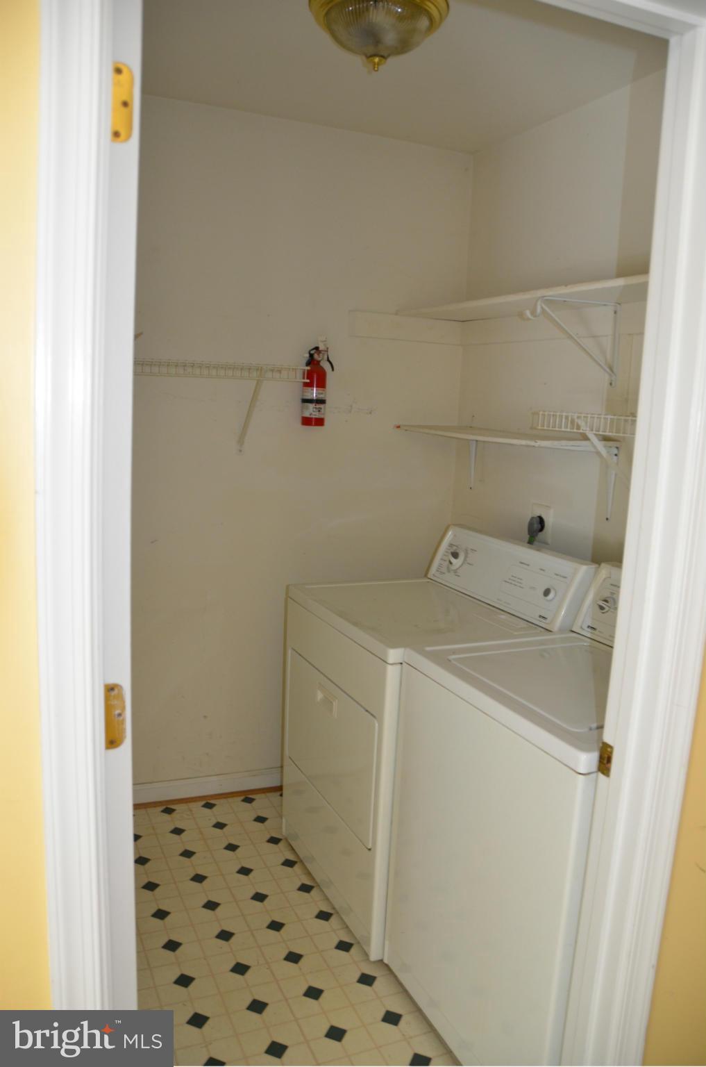 24364 Eleys Ford Road Lignum, VA 22726 - Photo 9 of 15 Laundry room
