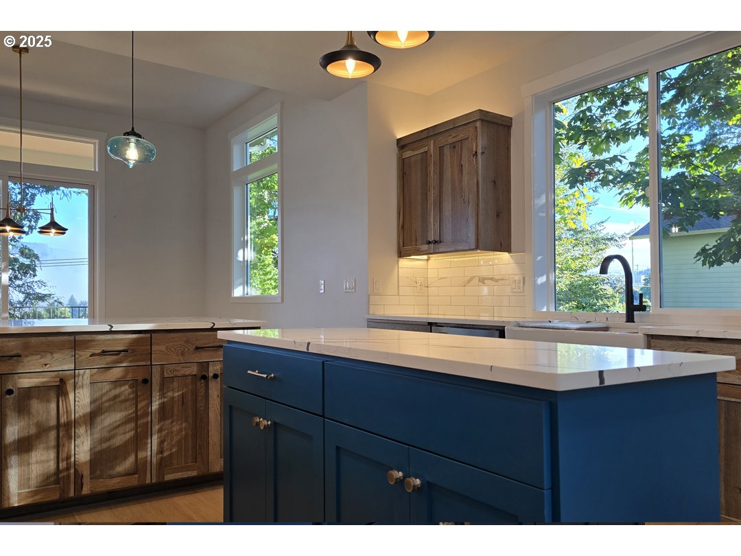 3442 River Heights Drive Springfield, OR 97477 - Photo 12 of 44