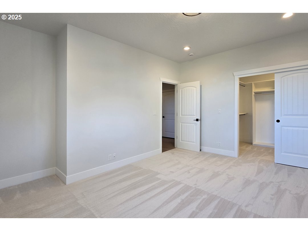 3442 River Heights Drive Springfield, OR 97477 - Photo 26 of 44