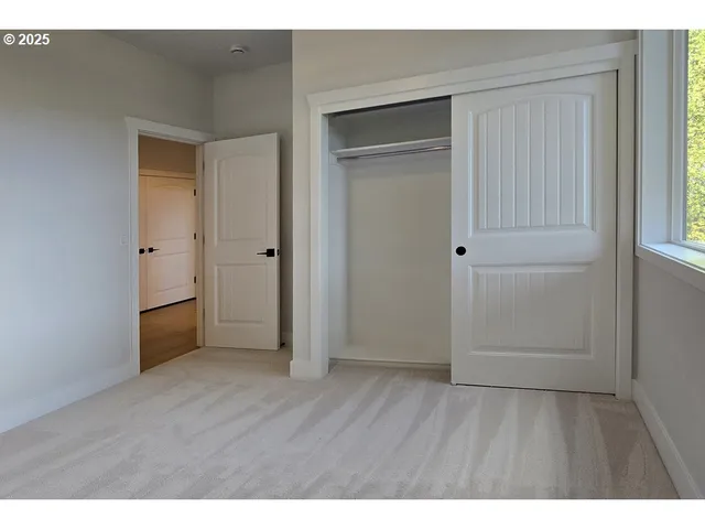 $737,557 | 3442 River Heights Drive, Springfield, OR 97477