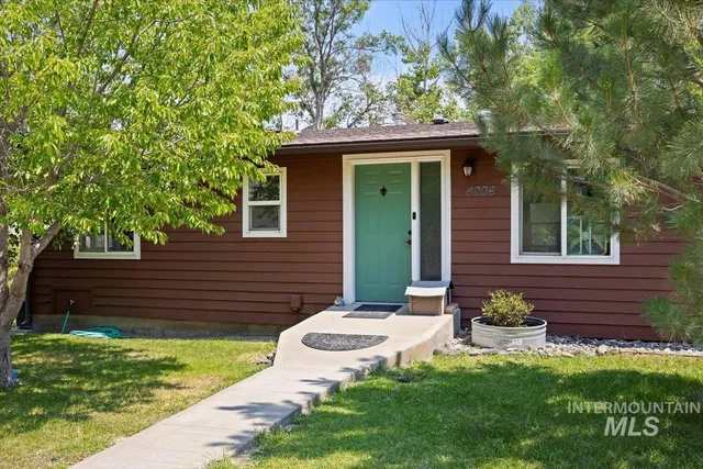 $680,000 | 4806 Salmon Creek Drive, Buhl, ID 83316