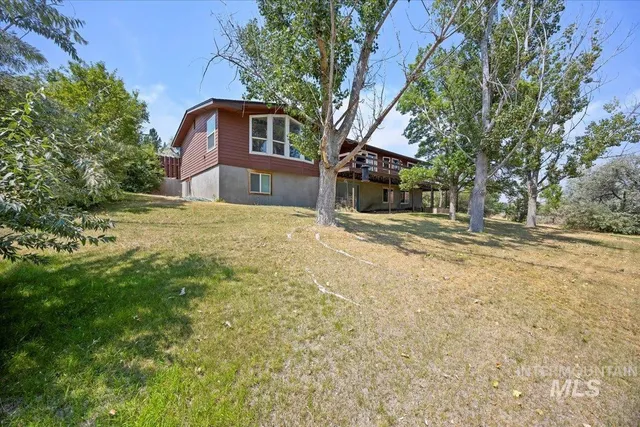 $680,000 | 4806 Salmon Creek Drive, Buhl, ID 83316