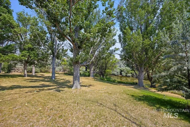 $680,000 | 4806 Salmon Creek Drive, Buhl, ID 83316