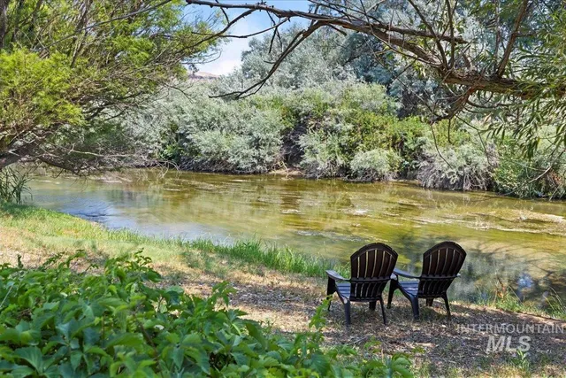 $680,000 | 4806 Salmon Creek Drive, Buhl, ID 83316