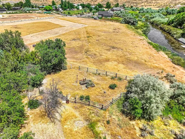 $680,000 | 4806 Salmon Creek Drive, Buhl, ID 83316