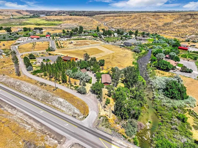 $680,000 | 4806 Salmon Creek Drive, Buhl, ID 83316