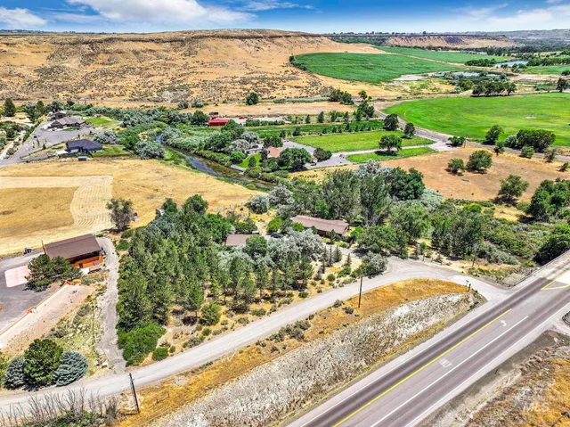 $680,000 | 4806 Salmon Creek Drive, Buhl, ID 83316