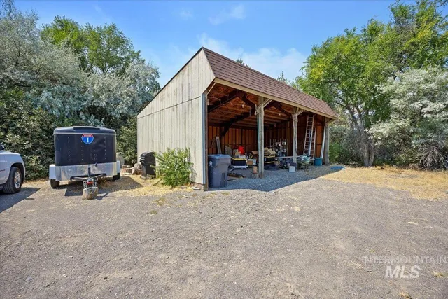 $680,000 | 4806 Salmon Creek Drive, Buhl, ID 83316