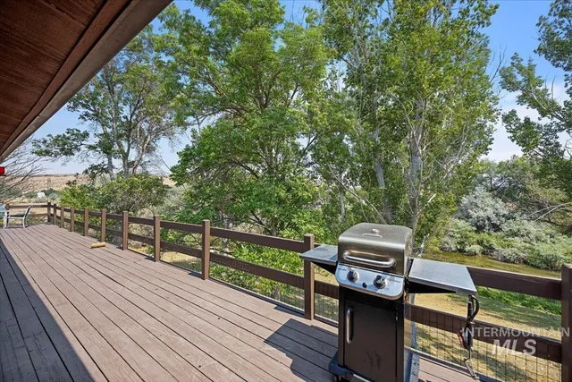 $680,000 | 4806 Salmon Creek Drive, Buhl, ID 83316