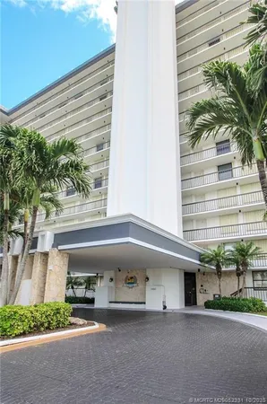 $2,500 | 10680 South Ocean Drive, Unit 1005, Jensen Beach, FL 34957