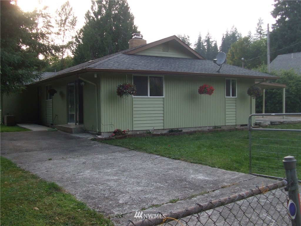 420 North Carpenter Road Snohomish, WA 98290 - Photo 1 of 25